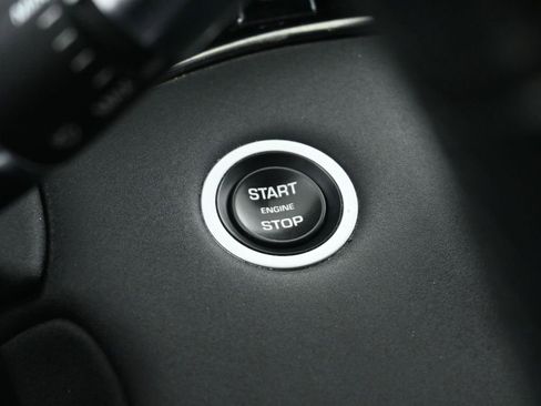 Used 2021 Land Rover Range Rover Evoque R-Dynamic S image 38