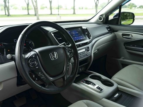 Used 2023 Honda Ridgeline RTL-E image 16