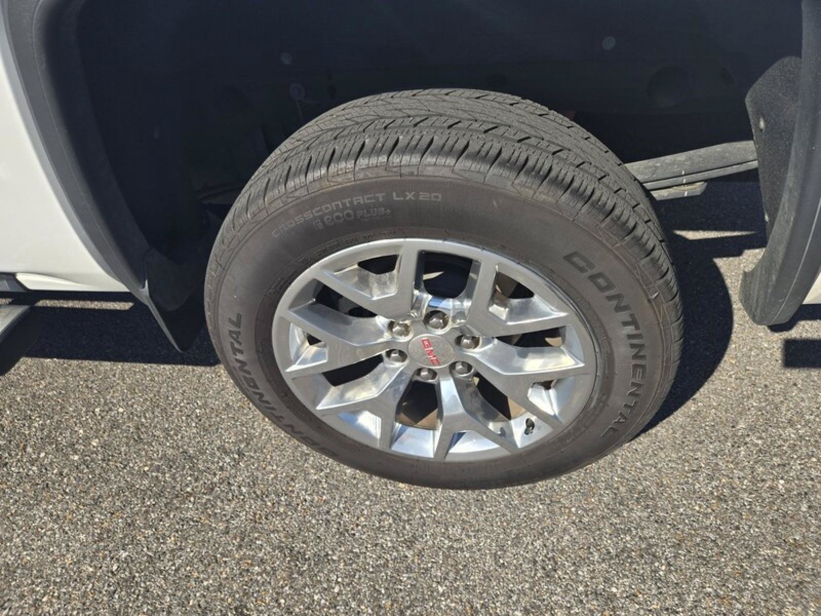 Used 2018 GMC Sierra 1500 SLT AWD/4WD image 7