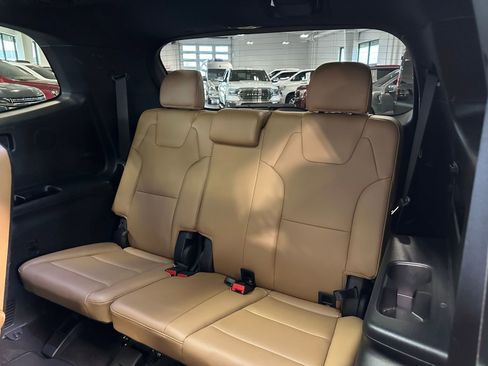 Used 2022 Kia Telluride SX w/ Nightfall Edition Package image 40