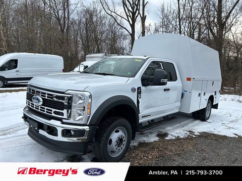 New 2026 Ford F550 4x4 Supercab Super Duty image 1