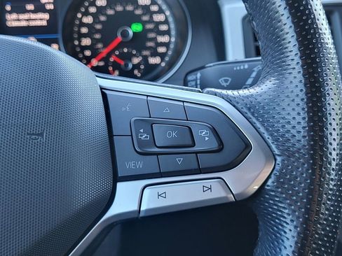Used 2021 Volkswagen Atlas Cross Sport SE FWD image 19