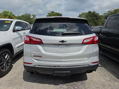 Used 2019 Chevrolet Equinox LT FWD image 4