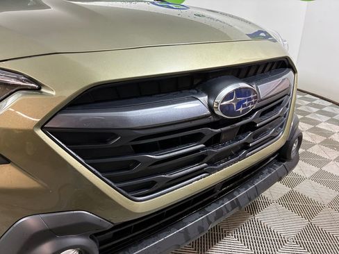 Certified 2025 Subaru Outback Premium w/ Popular Package #1A image 31