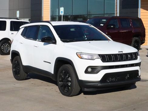 New 2026 Jeep Compass Latitude image 1