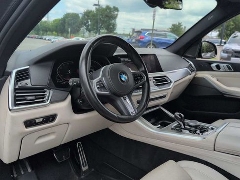 Used 2019 BMW X5 xDrive50i w/ M Sport Package AWD/4WD image 10