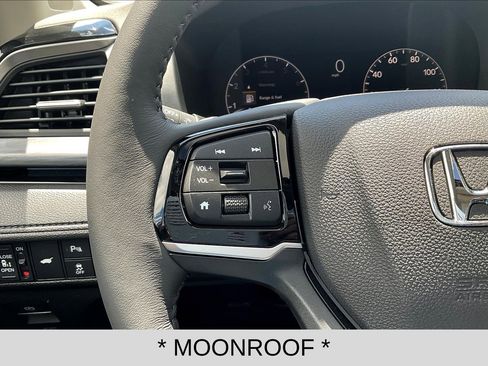 Used 2026 Honda Odyssey Elite image 11