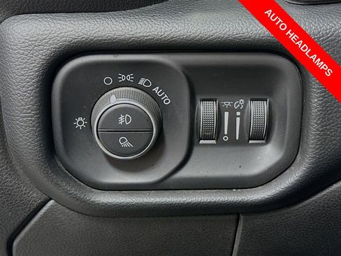 Used 2019 RAM 2500 Big Horn AWD/4WD image 10
