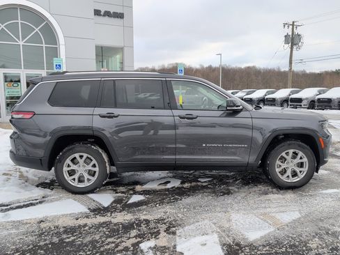 Used 2023 Jeep Grand Cherokee L Limited image 8