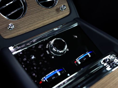 New 2026 Rolls-Royce Spectre image 13