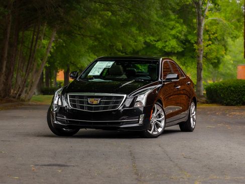 Used 2018 Cadillac ATS Premium Luxury RWD image 2