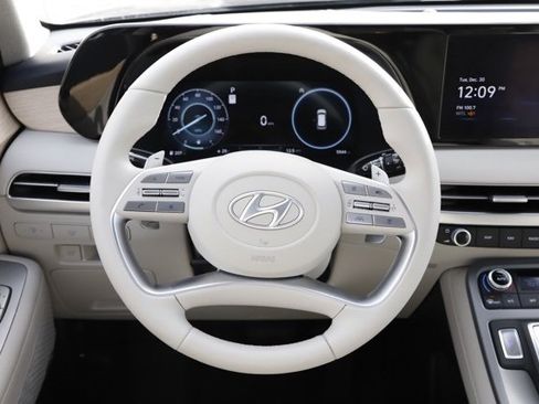 Certified 2025 Hyundai Palisade Limited image 22