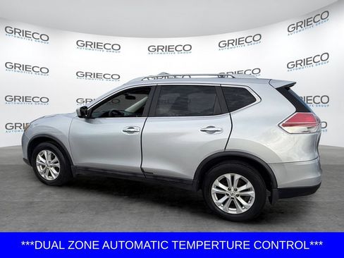 Used 2014 Nissan Rogue SV FWD image 5