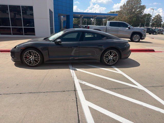 Used 2021 Porsche Taycan 4S AWD/4WD image 2