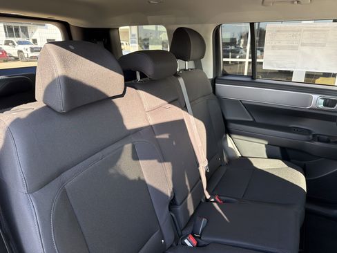 New 2026 Hyundai Santa Fe SE image 8