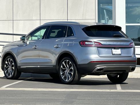 Certified 2021 Lincoln Nautilus Reserve image 5