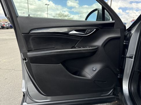 Used 2022 Buick Envision Preferred image 9