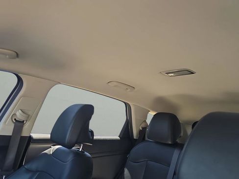Used 2026 Kia Sportage EX FWD image 15