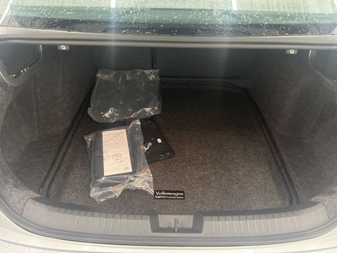 New 2026 Volkswagen Jetta SE image 32