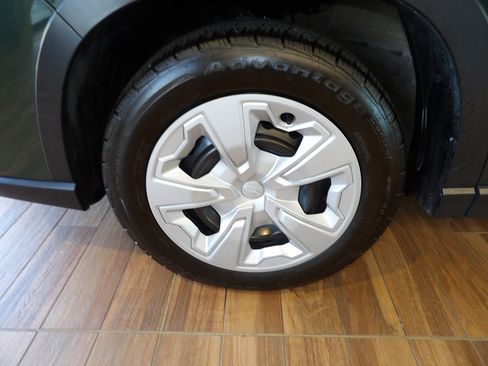 Used 2023 Subaru Forester AWD/4WD image 10