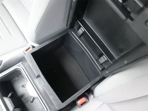 Used 2024 Toyota Tacoma TRD Off-Road image 19