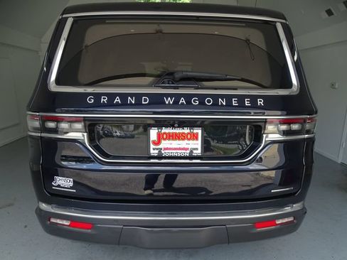 Certified 2022 Jeep Grand Wagoneer Series III AWD/4WD image 22