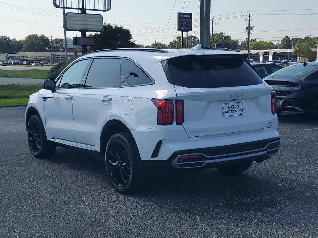 Used 2023 Kia Sorento SX AWD/4WD image 3