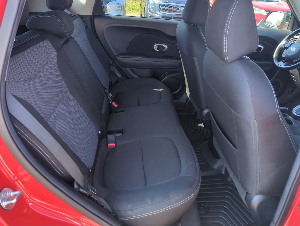 Used 2017 Kia Soul + w/ Designer's Package FWD image 30