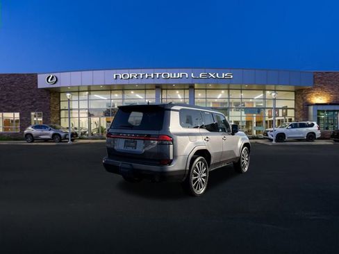 Certified 2024 Lexus GX 550 w/ Accessory Package (2T) image 27