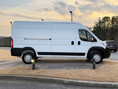 New 2026 RAM ProMaster 2500 image 9