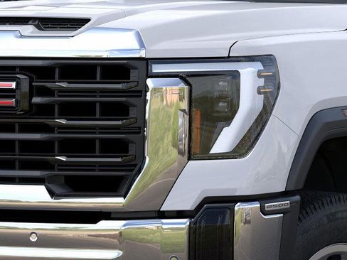 New 2026 GMC Sierra 2500 Pro w/ 1SA Pro Safety Plus Package AWD/4WD image 10