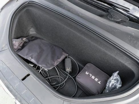 Used 2018 Tesla Model X 100D image 55