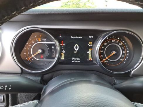 Used 2021 Jeep Gladiator Sport w/ Quick Order Package 24Q 80Th AWD/4WD image 24