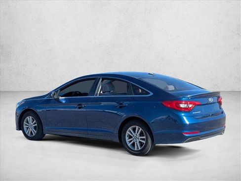 Used 2016 Hyundai Sonata SE image 7