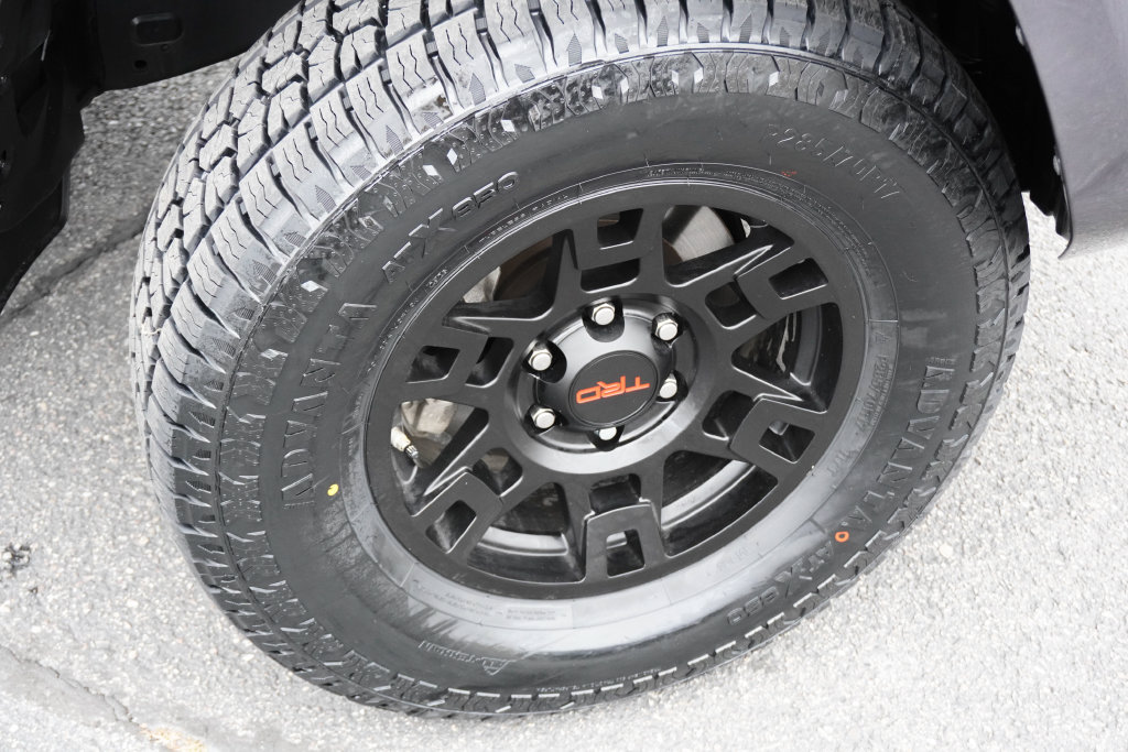 Used 2021 Toyota 4Runner Venture w/ Moonroof Package AWD/4WD image 7