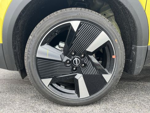 New 2026 Nissan Kicks SR w/ Cold Weather Package image 11