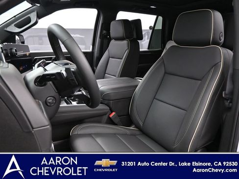 New 2026 Chevrolet Tahoe Premier image 8