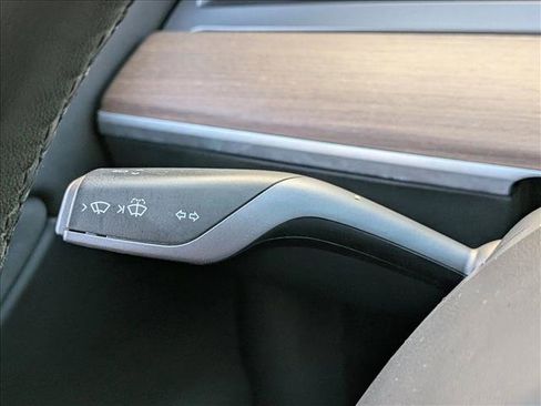 Used 2021 Tesla Model Y Performance AWD/4WD image 15