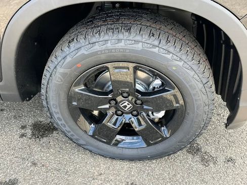 New 2026 Honda Ridgeline Black Edition image 7