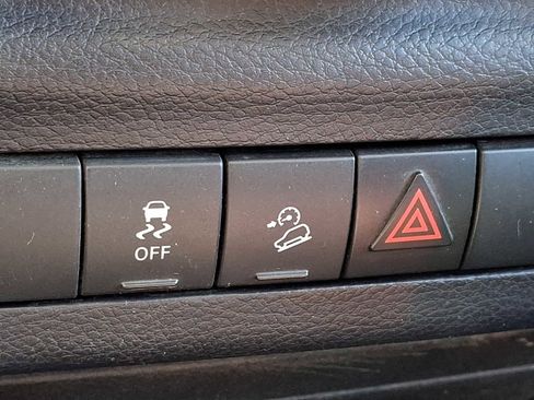 Used 2015 Jeep Wrangler Sport AWD/4WD image 21