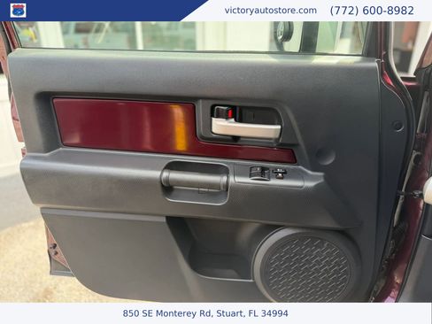 Used 2007 Toyota FJ Cruiser 4WD image 42