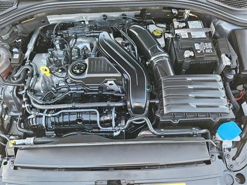Certified 2023 Volkswagen Jetta SE FWD image 22
