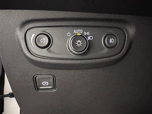 Used 2022 GMC Terrain SLT image 52