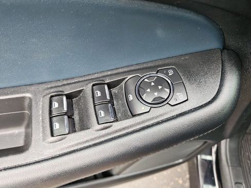 Certified 2022 Ford Edge SEL w/ Sport Appearance Package image 17