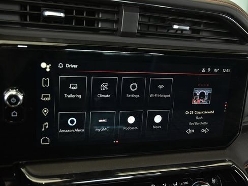 Used 2024 GMC Sierra 2500 AT4 image 58