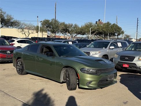 Used 2021 Dodge Charger R/T w/ Blacktop Package image 3