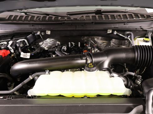 New 2026 Lincoln Navigator Reserve AWD/4WD image 22