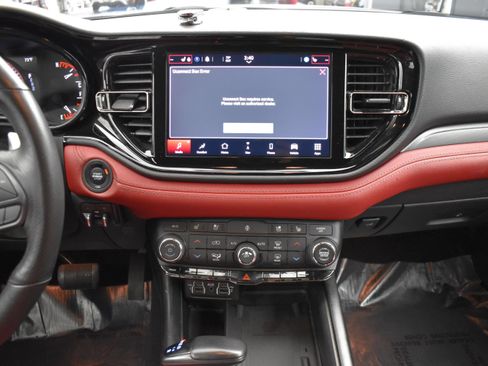 Used 2022 Dodge Durango R/T w/ Tow 'N Go Package AWD/4WD image 16