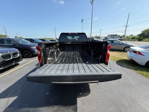Used 2023 Chevrolet Silverado 1500 Custom RWD image 5
