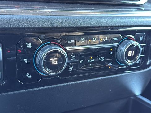 Used 2023 Chevrolet Silverado 1500 LTZ image 25